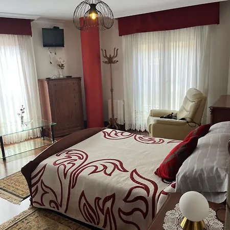 Vivienda En El Centro Con Garaje דירה