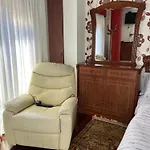 Apartamento Vivienda En El Centro Con Garaje *