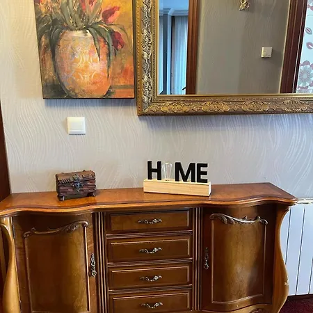 Lägenhet Vivienda En El Centro Con Garaje *